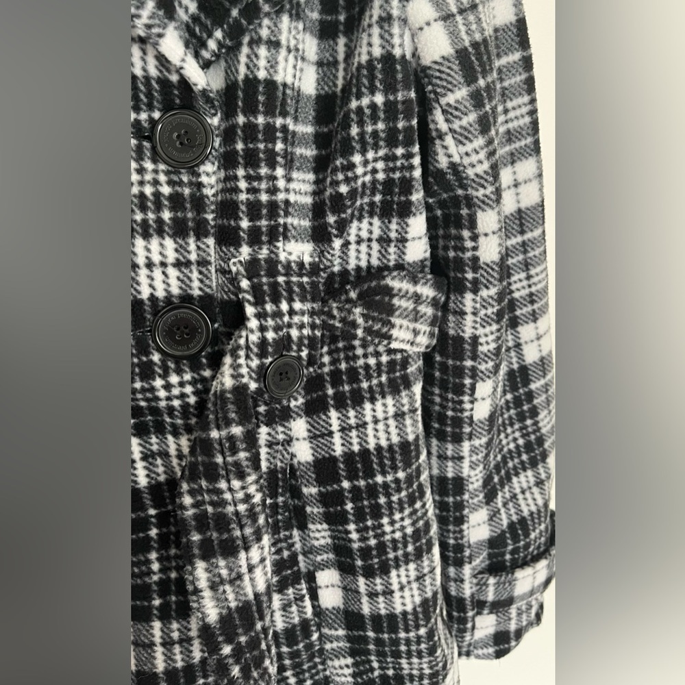 Plaid Black and White Trench Coat in Small - Picture 7 of 7